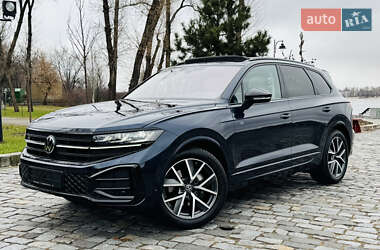 Внедорожник / Кроссовер Volkswagen Touareg 2024 в Киеве