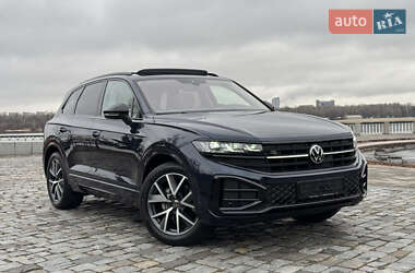 Внедорожник / Кроссовер Volkswagen Touareg 2024 в Киеве