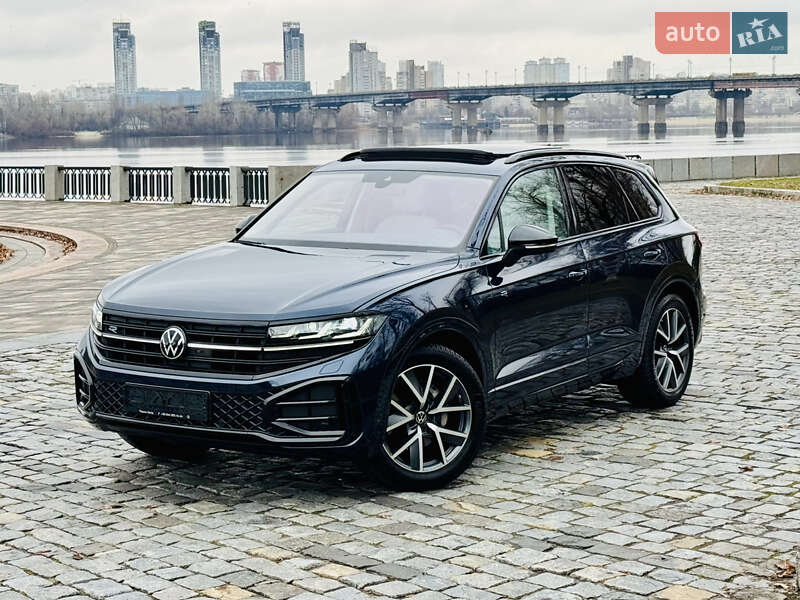 Внедорожник / Кроссовер Volkswagen Touareg 2024 в Киеве