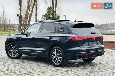 Внедорожник / Кроссовер Volkswagen Touareg 2024 в Киеве