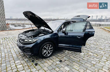 Внедорожник / Кроссовер Volkswagen Touareg 2024 в Киеве