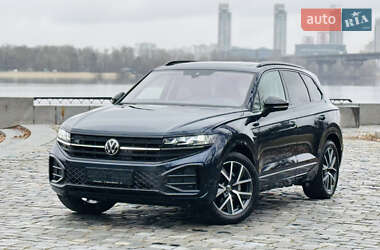 Внедорожник / Кроссовер Volkswagen Touareg 2024 в Киеве