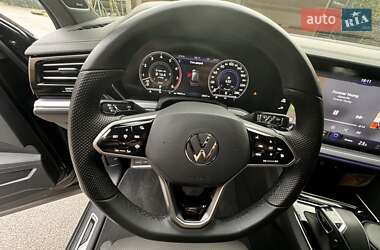 Внедорожник / Кроссовер Volkswagen Touareg 2022 в Днепре