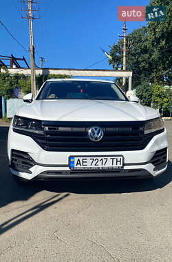 Внедорожник / Кроссовер Volkswagen Touareg 2020 в Кривом Роге