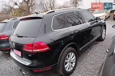 Внедорожник / Кроссовер Volkswagen Touareg 2014 в 