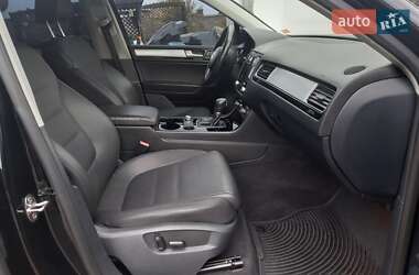 Внедорожник / Кроссовер Volkswagen Touareg 2014 в 