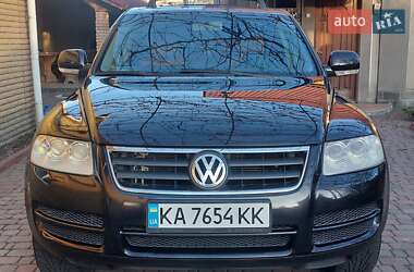 Позашляховик / Кросовер Volkswagen Touareg 2005 в Києві