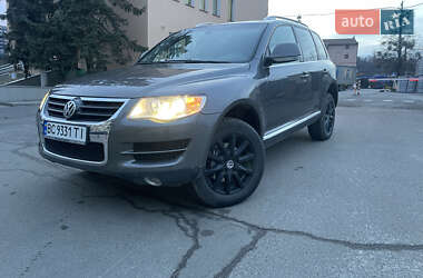 Позашляховик / Кросовер Volkswagen Touareg 2009 в Львові