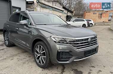 Внедорожник / Кроссовер Volkswagen Touareg 2022 в Тернополе