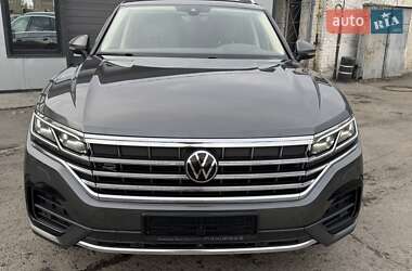 Внедорожник / Кроссовер Volkswagen Touareg 2022 в Тернополе