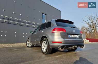 Позашляховик / Кросовер Volkswagen Touareg 2013 в Крюківщині