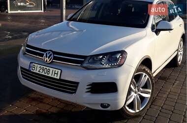 Позашляховик / Кросовер Volkswagen Touareg 2014 в Полтаві