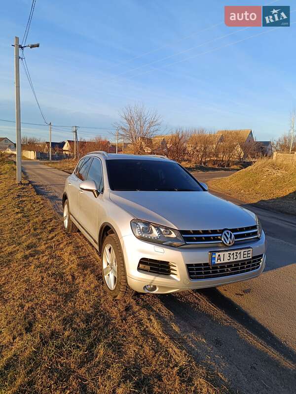 Внедорожник / Кроссовер Volkswagen Touareg 2014 в Белой Церкви