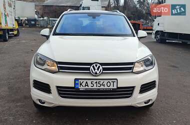 Внедорожник / Кроссовер Volkswagen Touareg 2011 в Киеве