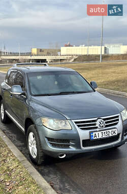 Позашляховик / Кросовер Volkswagen Touareg 2007 в Києві