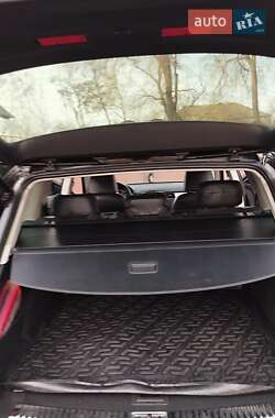 Позашляховик / Кросовер Volkswagen Touareg 2013 в 