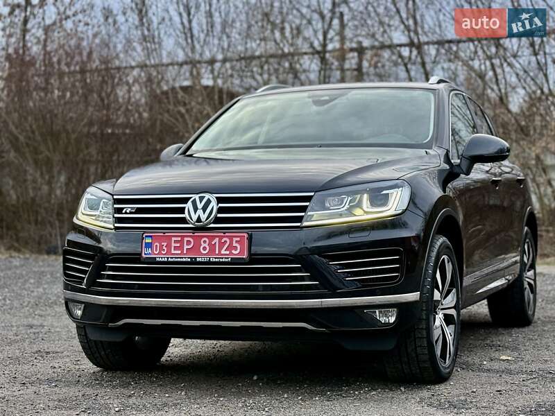 Внедорожник / Кроссовер Volkswagen Touareg 2017 в Гнивани