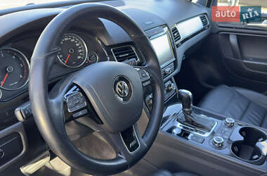 Внедорожник / Кроссовер Volkswagen Touareg 2013 в Кривом Роге