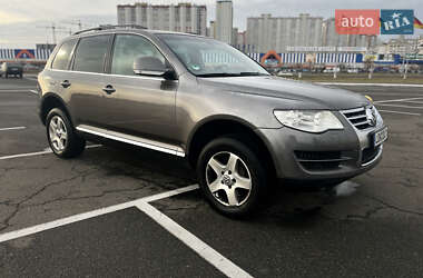 Позашляховик / Кросовер Volkswagen Touareg 2007 в Києві