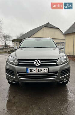 Позашляховик / Кросовер Volkswagen Touareg 2012 в Луцьку