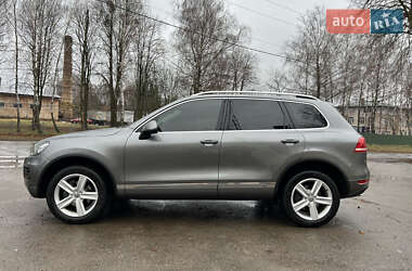 Позашляховик / Кросовер Volkswagen Touareg 2012 в Луцьку