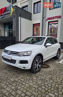 Внедорожник / Кроссовер Volkswagen Touareg 2013 в Коломые