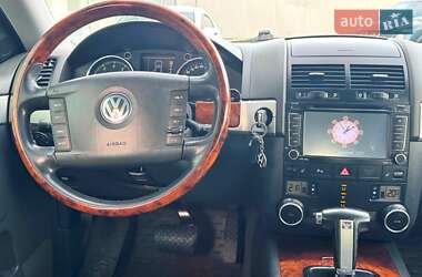 Внедорожник / Кроссовер Volkswagen Touareg 2006 в Киеве