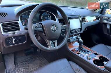 Позашляховик / Кросовер Volkswagen Touareg 2011 в Тернополі