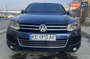 Позашляховик / Кросовер Volkswagen Touareg 2012 в Дніпрі