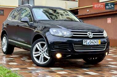 Позашляховик / Кросовер Volkswagen Touareg 2011 в Стрию