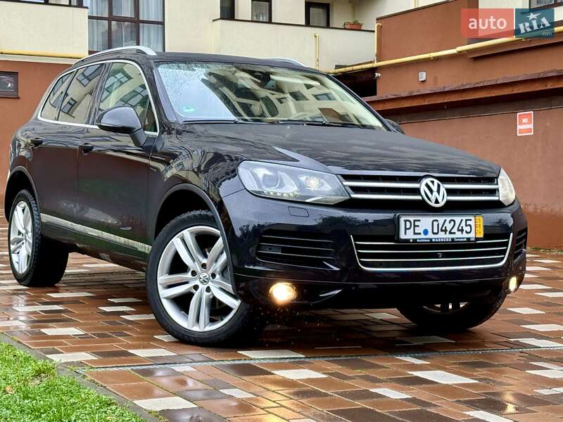 Позашляховик / Кросовер Volkswagen Touareg 2011 в Стрию