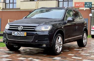 Позашляховик / Кросовер Volkswagen Touareg 2011 в Стрию