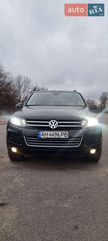 Позашляховик / Кросовер Volkswagen Touareg 2012 в Кременчуці