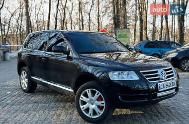 Внедорожник / Кроссовер Volkswagen Touareg 2005 в Каневе