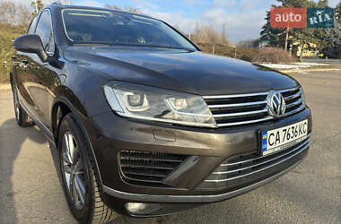 Позашляховик / Кросовер Volkswagen Touareg 2016 в Умані