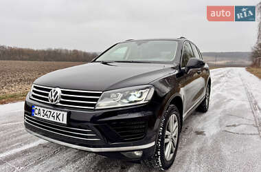 Внедорожник / Кроссовер Volkswagen Touareg 2016 в Умани