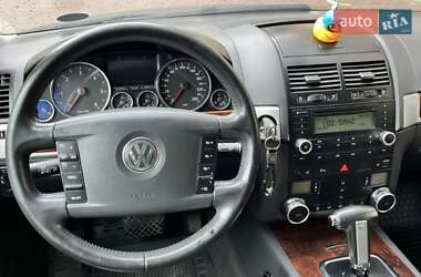 Позашляховик / Кросовер Volkswagen Touareg 2010 в 
