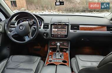 Позашляховик / Кросовер Volkswagen Touareg 2012 в Хмельницькому