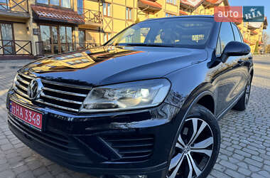 Внедорожник / Кроссовер Volkswagen Touareg 2016 в Луцке