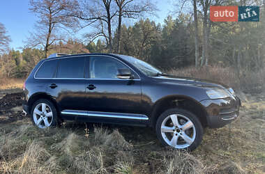 Внедорожник / Кроссовер Volkswagen Touareg 2005 в Коростене