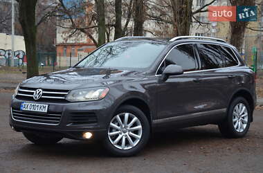 Позашляховик / Кросовер Volkswagen Touareg 2012 в Харкові