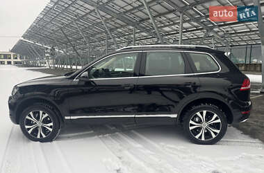 Позашляховик / Кросовер Volkswagen Touareg 2014 в Львові