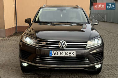Внедорожник / Кроссовер Volkswagen Touareg 2014 в 