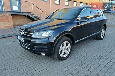 Позашляховик / Кросовер Volkswagen Touareg 2011 в Харкові