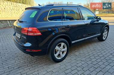 Позашляховик / Кросовер Volkswagen Touareg 2011 в Харкові