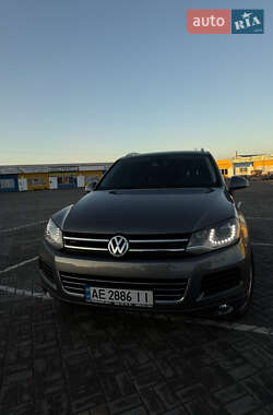 Позашляховик / Кросовер Volkswagen Touareg 2011 в Житомирі