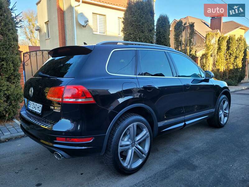 Внедорожник / Кроссовер Volkswagen Touareg 2013 в Хмельницком