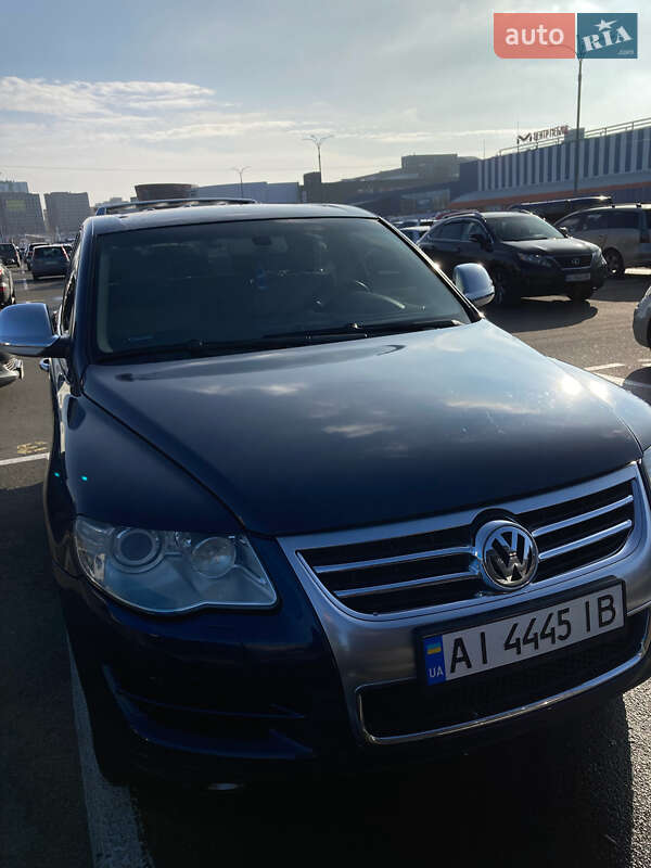 Внедорожник / Кроссовер Volkswagen Touareg 2007 в Киеве