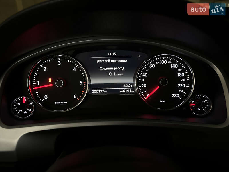 Внедорожник / Кроссовер Volkswagen Touareg 2014 в Киеве фото 23 Внедорожник / Кроссовер Volkswagen Touareg 2014 в Киеве
