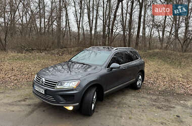 Позашляховик / Кросовер Volkswagen Touareg 2014 в Дніпрі